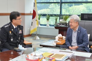 7월23일 속초해양경찰서장 접견 대표이미지