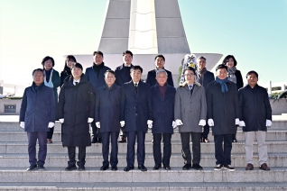 1월2일 2026년 강릉시의회 신년참배(충혼탑 등 4개소) 대표이미지