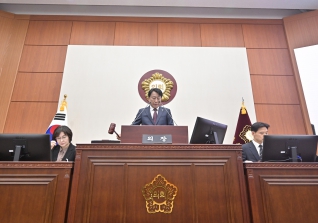 12월18일 제326회 강릉시의회 제2차 정례회 제3차 본회의 대표이미지