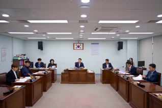 9월21일 제332회 강릉시의회 제1차 정례회 제2차 의회운영위원회 대표이미지