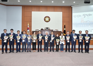 6월24일 제299회 강릉시의회 임시회 제2차 본회의 대표이미지