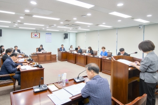 7월23일 제331회 임시회 제3차 행정위원회 대표이미지