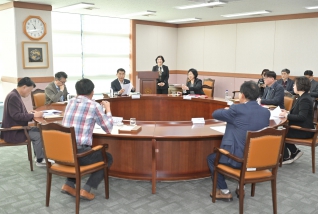 11월13일 2026년 당초예산안 의장단 보고 대표이미지