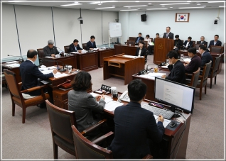 (2018.10.23.~25.) 제271회 강릉시의회 임시회 산업위원회 대표이미지