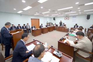 9월2일 제332회 강릉시의회 제1차 정례회 행정위원회 대표이미지