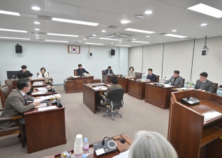 11월25일 제326회 강릉시의회 제2차 정례회 제1차 행정위원회