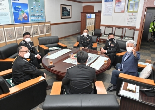6월3일 강릉자율방범대장 접견 대표이미지