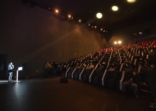 11월5일 제2회 강릉국제영화제 개막작 상영 대표이미지