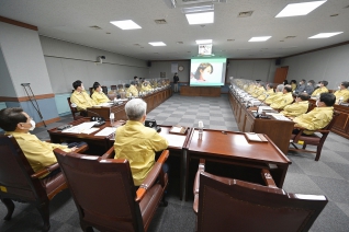 5월17일 전체의원간담회 대표이미지