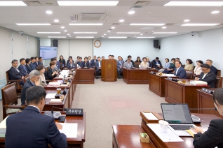 9월10일 제332회 강릉시의회 제1차 정례회 행정위원회 행정사무감사(1일차) 대표이미지