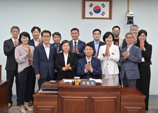 6월13일 제298회 강릉시의회 임시회 폐회중 제1차 운영위원회 대표이미지