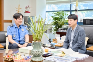 7월29일 접견(강릉해양경찰서장 김정수) 대표이미지