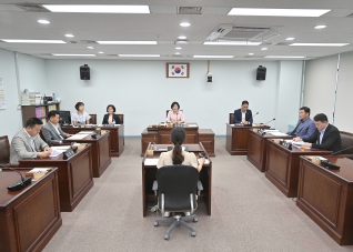 6월27일 제315회 강릉시의회 정례회 제1차 의회운영위원회 대표이미지