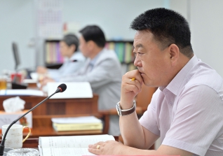 6월20일 제323회 강릉시의회 정례회 산업위원회 제2일차 행정사무감사 대표이미지