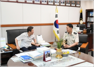 (2019.07.05.) 진형민 신임 강릉소방서장 접견 대표이미지