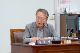 9월11일 제332회 강릉시의회 제1차 정례회 산업위원회 행정사무감사(2일차) 대표이미지