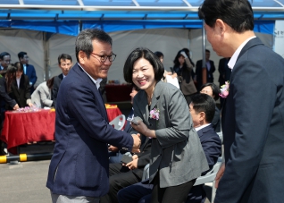 4월29일 강릉축산농협 하나로마트 송정해안로점 준공식 대표이미지
