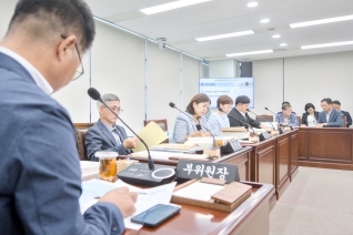 7월24일 제331회 임시회 제4차 행정위원회 대표이미지