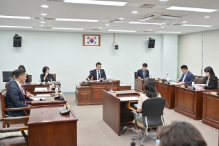 9월8일 제324회 강릉시의회 임시회 제1차 의회운영위원회 대표이미지