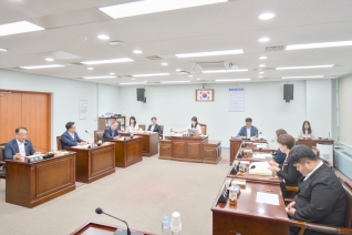 7월28일 제331회 임시회 제6차 행정위원회 대표이미지