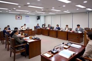 9월16일 제332회 강릉시의회 제1차 정례회 행정위원회 행정사무감사(5일차) 대표이미지