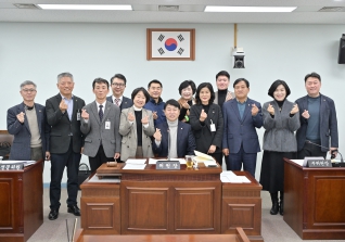 12월15일 제326회 강릉시의회 제2차 정례회 제7차 행정위원회 대표이미지