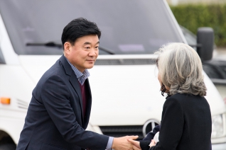 3월1일 3.1절 기념 헌화 및 참배(3.1독립만세운동기념탑) 대표이미지