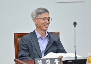 6월20일 제323회 강릉시의회 정례회 행정위원회 제2일차 행정사무감사 대표이미지