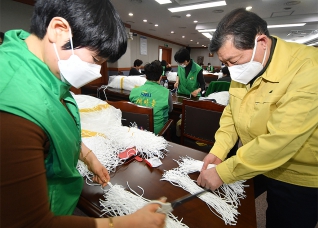강릉시새마을부녀회 마스크 제작지원 격려 대표이미지
