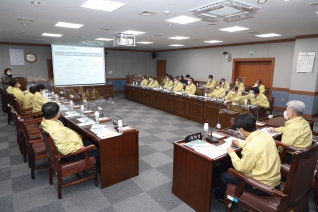 11월17일 전체의원간담회 대표이미지