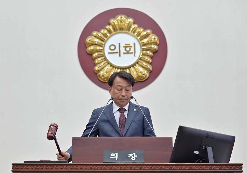 제322회 강릉시의회(임시회) 폐회 이미지(1)