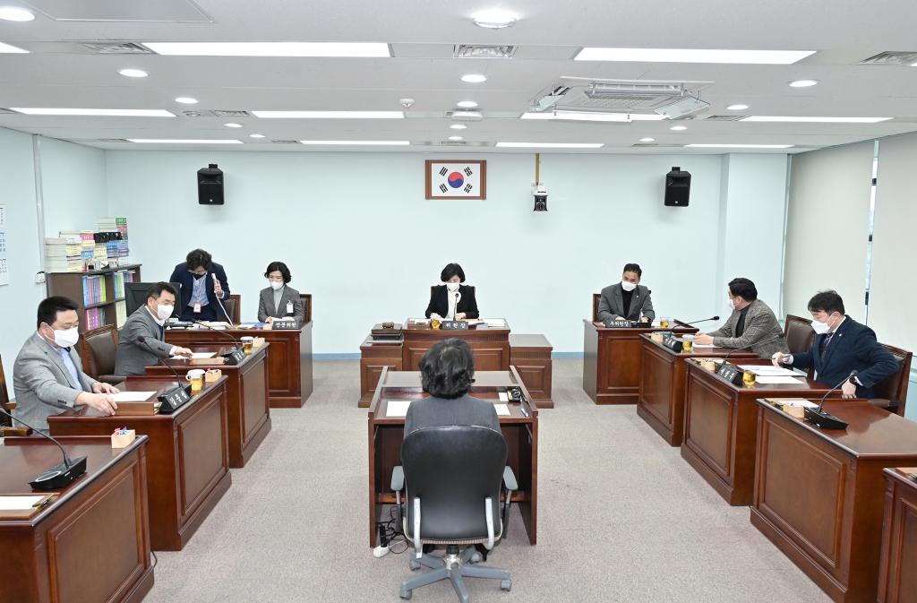 강릉시의회, 2023년 첫번째 의회운영위원회 개회 이미지(2)