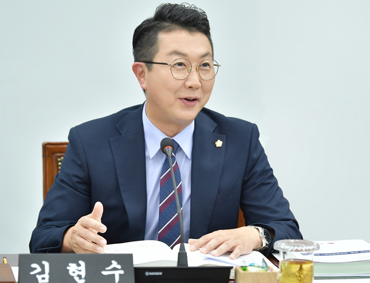 김현수 의회운영위원회 위원장 사진