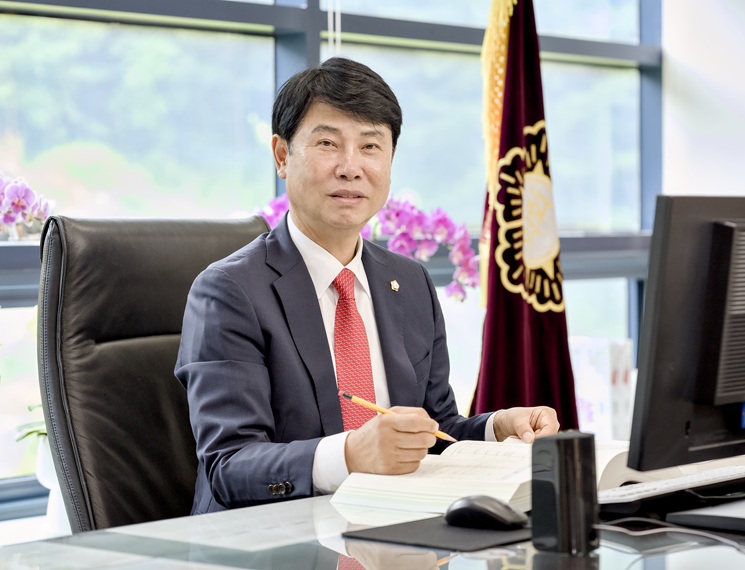 허병관 의장 사진